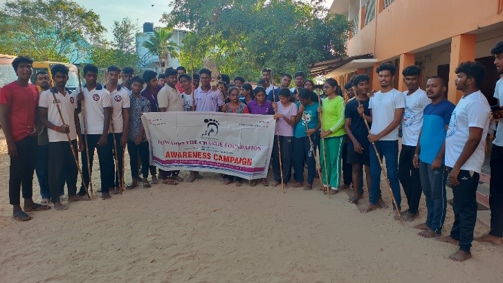 Self defense workshop for youth club members