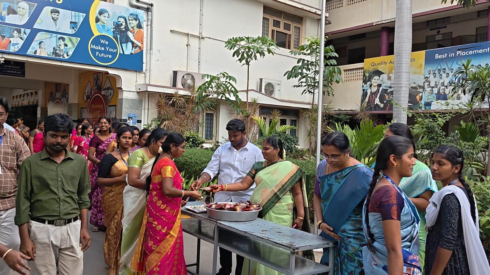 Teacher's Day Celebration At Avs College of Arts And Science